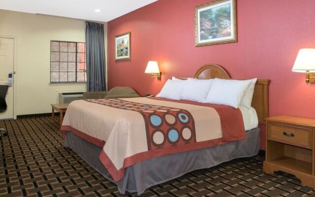 Super 8 Stafford Sugarland Area