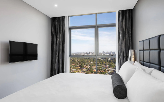 Meriton Suites Chatswood
