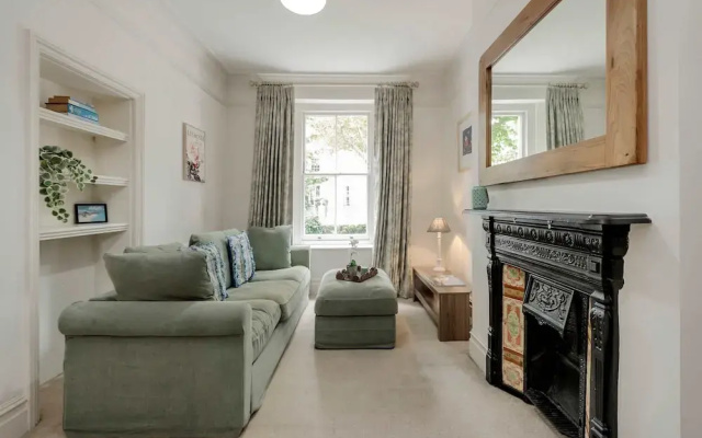 Modern 2 bed Flat - Hammersmith Grove