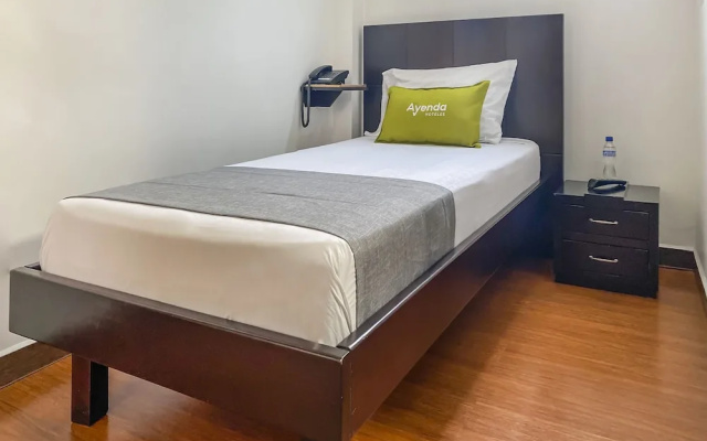 Ayenda 1139 Castellón Plaza