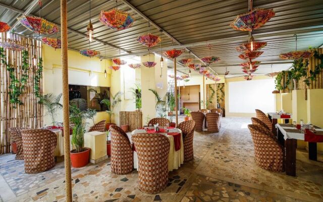 OYO 24266 Hotel Gazebo