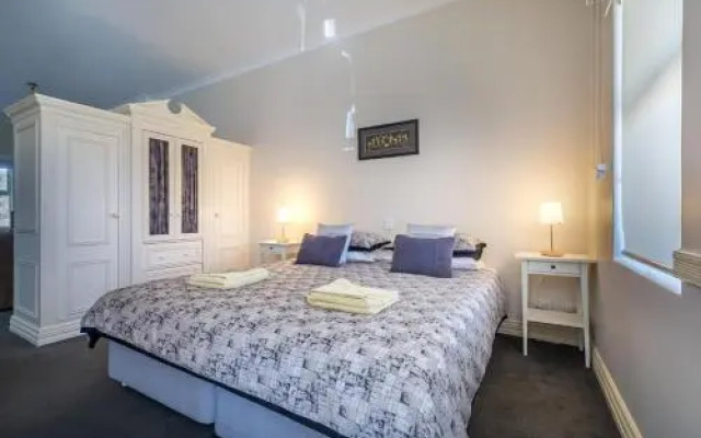 Foreshore Apartment 104