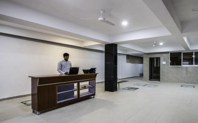 Adarsh Grand Inn by OYO Rooms