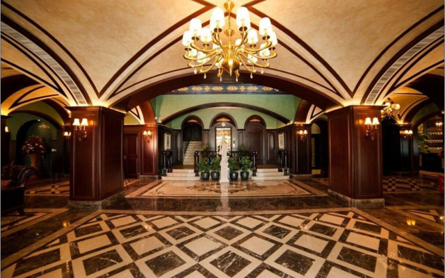 Yunjing Holiday Hotel