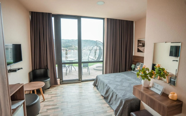 Grand View Hotel
