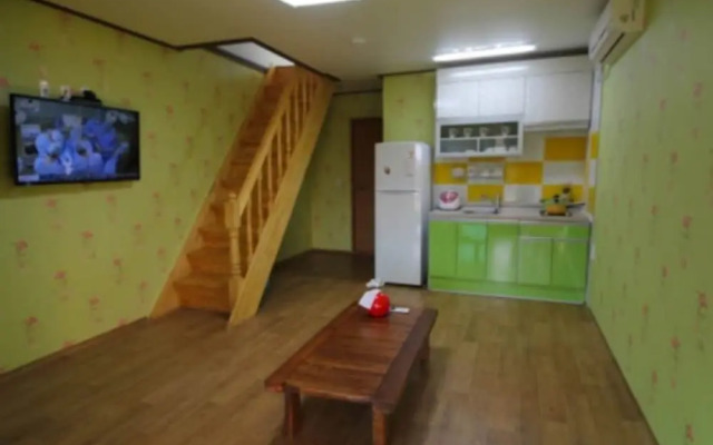 Hill Of Wind Pension