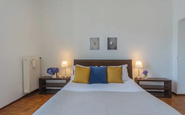 Villa Chiara Moltrasio With Private Garden by Rent all Como