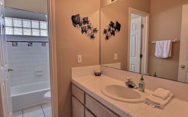 Groff's Getaway 646 by RedAwning