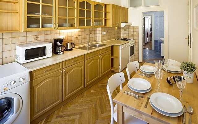 Old Town - Templova Apartments