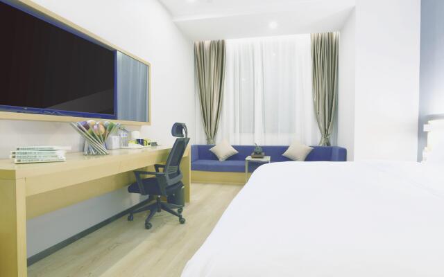 Holiday Inn Express Jinan Exhibition Center, an IHG Hotel