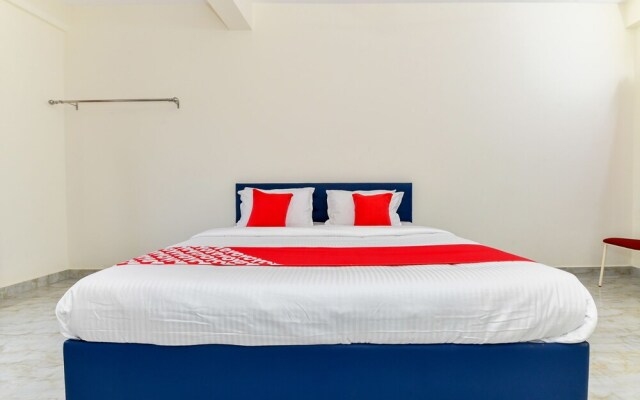 OYO 6711 Geojo Residency