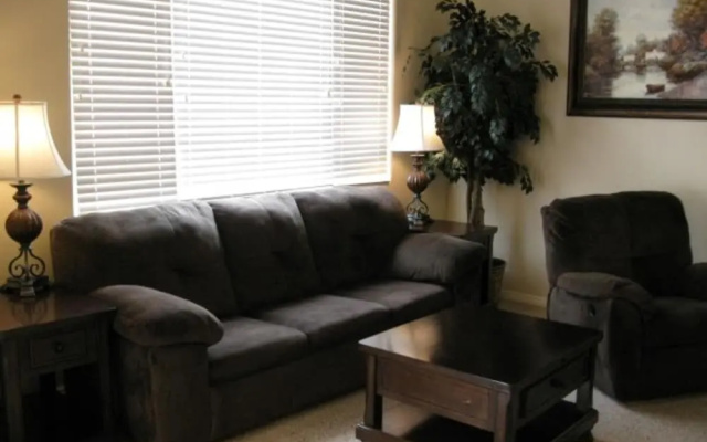 Steve Kidd 2 Bedroom Home
