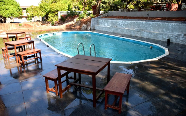 Vimal Holidays Resort