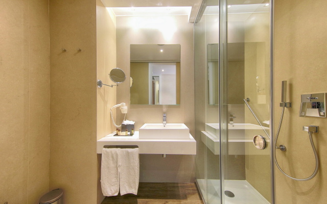Jupiter Marina Hotel - Couples & Spa