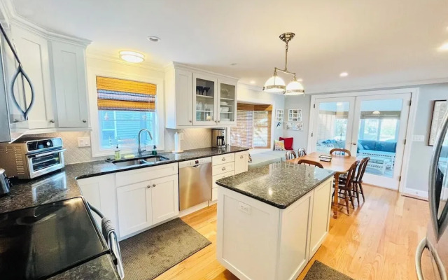 Sandalwood Street 310