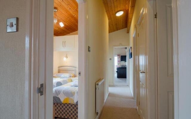 Whitsand Bay Lodge
