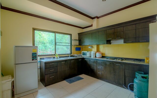 Baan Muang Pool Villa