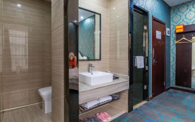 Luoyang Huajian Collection Hotel
