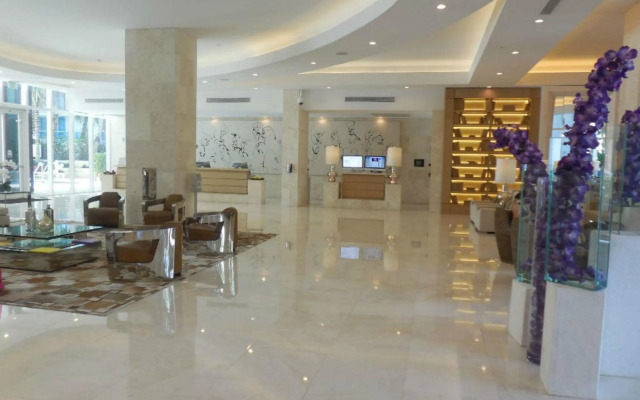 Grand Beach Hotel Surfside West