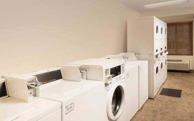 WoodSpring Suites Columbia Fort Jackson