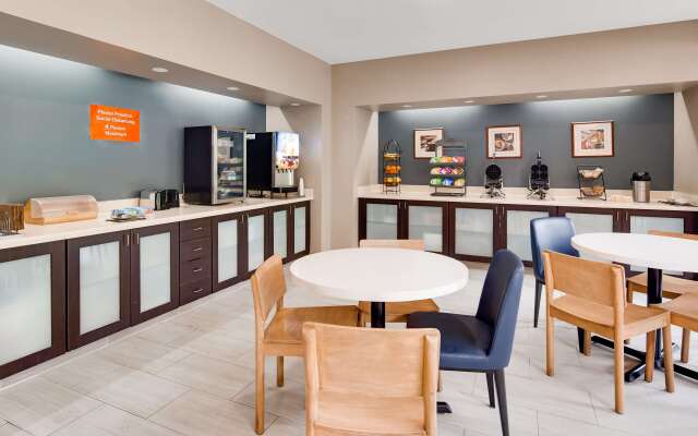 Best Western Plus Augusta North Inn & Suites