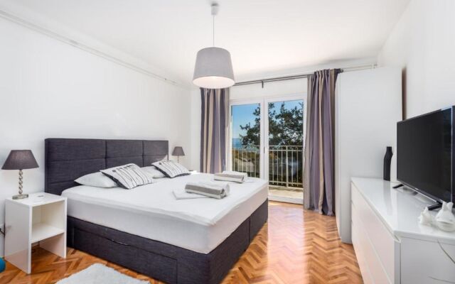 Pool & Wellness Vila Lovran