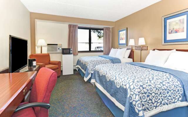 Days Inn by Wyndham Fort Collins