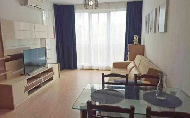 cozy apartament in Sunny View Central complex