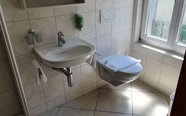 The Aarburg Hotel & Café