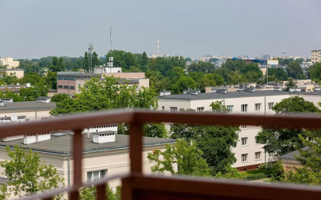 Apartment With Three Bedrooms by Renters