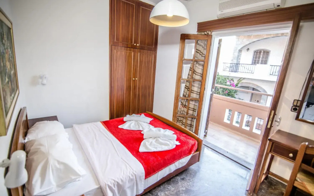 Elpida Apartments