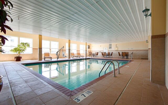 Best Western Greentree Inn & Suites