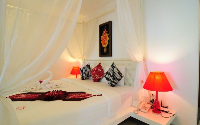 Grand Bleu Ocean View Pool Suite