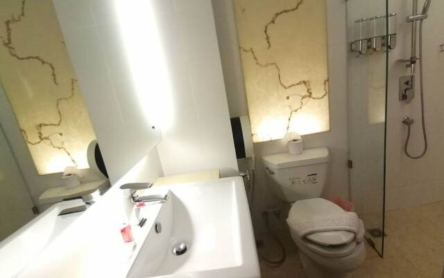 Atlantis Condo