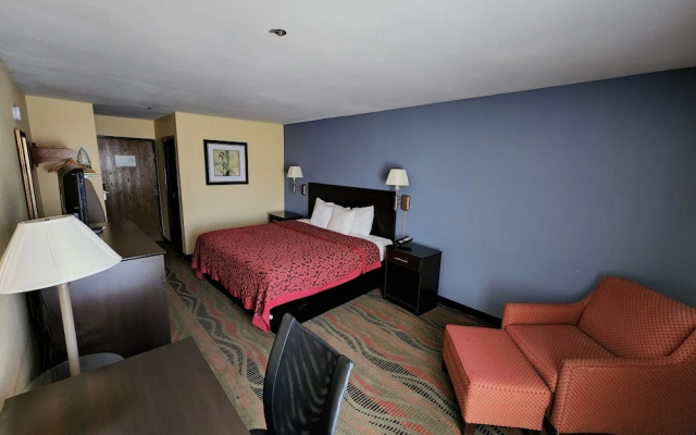 Days Inn By Wyndham Springfield