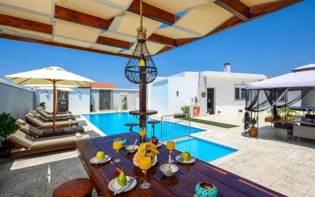 Pervolia-House