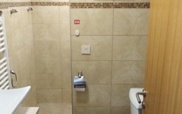 Hotel Milmari Resort