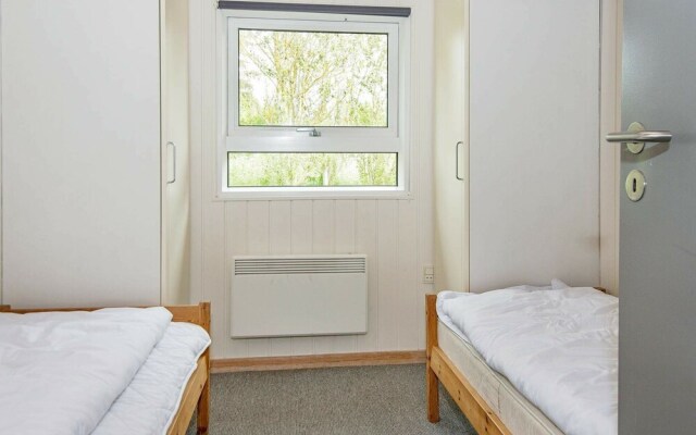 Cosy Holiday Home in Ebeltoft With Table Football