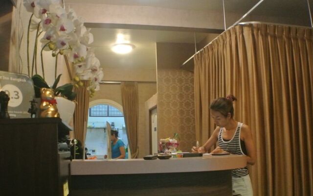 Diamond Sukhumvit by FIB