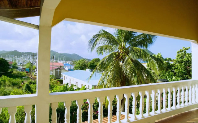 Tropical Breeze Guest House