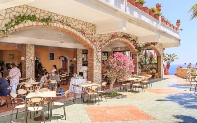 Hotel Antares & Hotel Olimpo-Le Terrazze