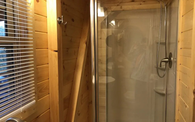 Riverside Cabin - 1 Br Cabin