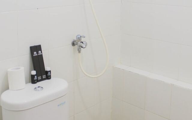 Beautiful and Comfy 1BR at Bassura City Apartment