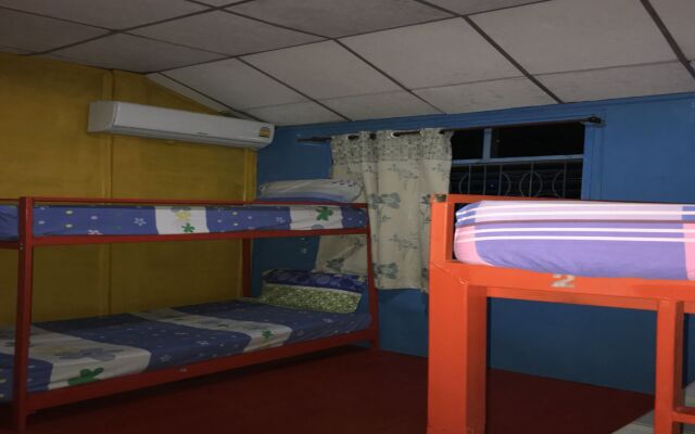 CJ Guesthouse - Hostel