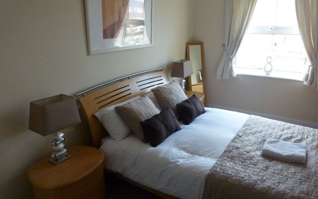 Maple House Serviced Apartments