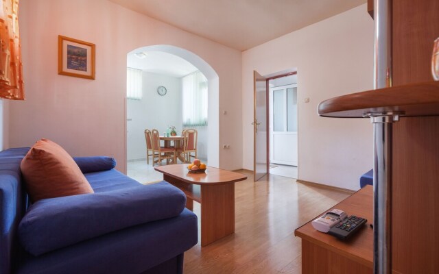 Apartments Dragan