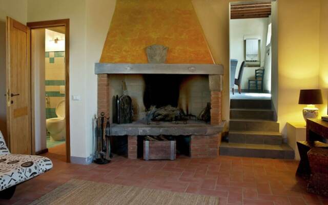 Hillside Escape in Vinci