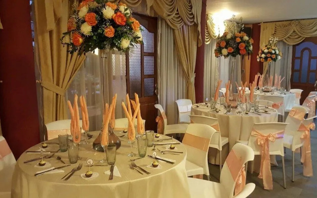 Hotel Cedro
