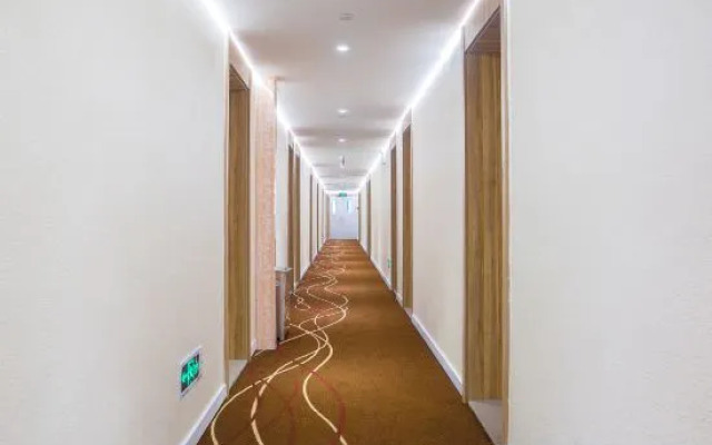 HanTing Hotel (Beijing Shangde Center)