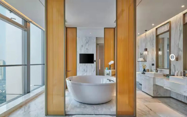 Chongqing Lijia Weilai Hotel, Curio Collection by Hilton